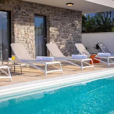 Ferienhaus Fur 10 Personen In Priosten, Dalmatien Norddalmatien - B61771 Σπίτι διακοπών Primošten